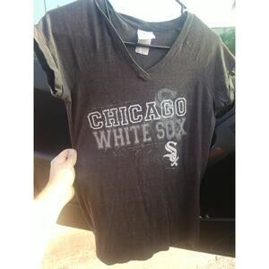 MLB Chicago White Sox Women's V Neck Campus Life style T-Shirt Gray Size (L)